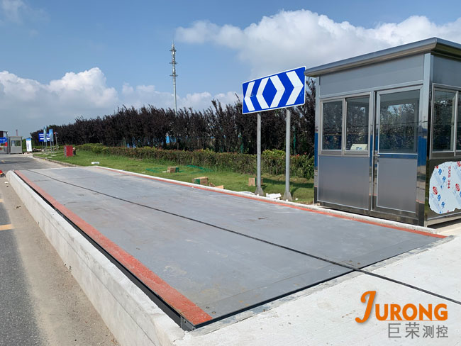 數(shù)字式100噸地磅(圖3)